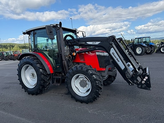 Massey Ferguson 4707 M- Ålø quicke Q3S laster 27 of 30