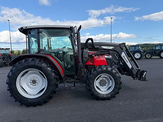 Massey Ferguson 4707 M- Ålø quicke Q3S laster 22 of 30