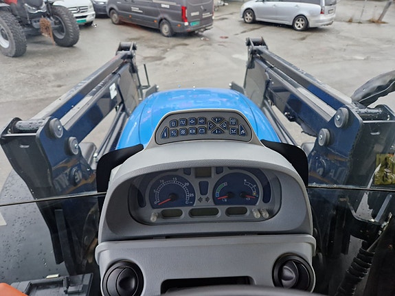 New Holland T6.140 EC 2013, kr 449 000,-