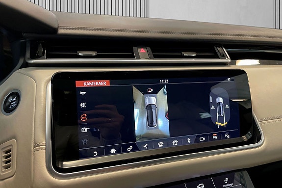 Land Rover Range Rover Velar 17 of 30