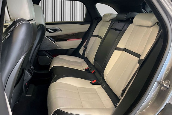 Land Rover Range Rover Velar 27 of 30