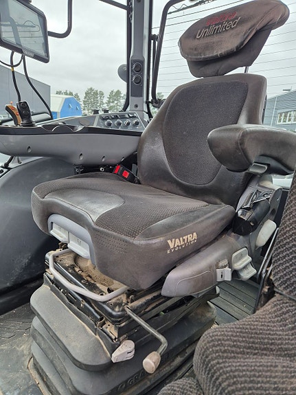 Valtra T 234 Versu 2017, kr 879 000,-