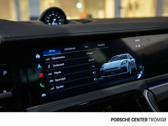 Porsche Panamera 24 of 30