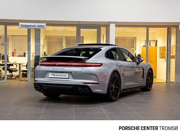 Porsche Panamera 6 of 30
