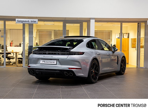 Porsche Panamera 5 of 5
