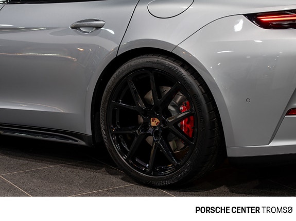 Porsche Panamera 15 of 30