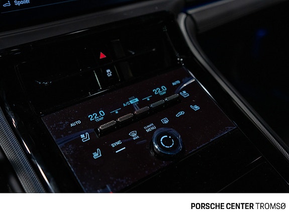 Porsche Panamera 26 of 30