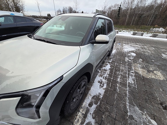 Kia EV3 2 of 4
