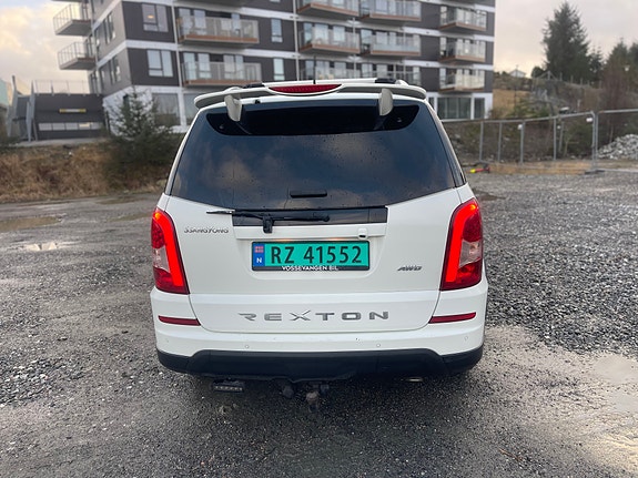SsangYong Rexton W 4 of 25