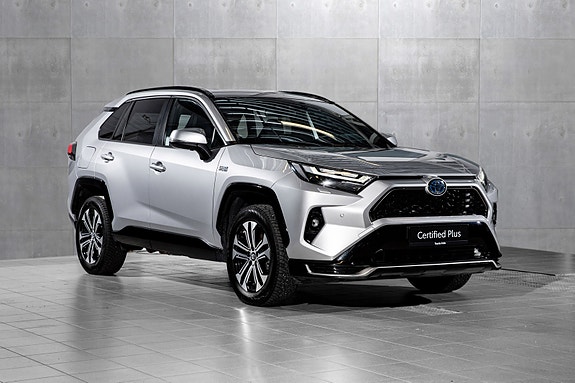 Toyota RAV4 Plug-in Hybrid 7 of 24