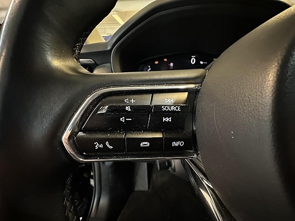 Mazda CX-60 21 of 30