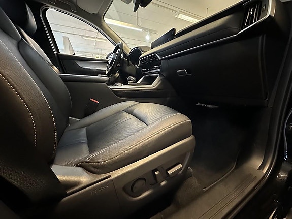 Mazda CX-60 12 of 30