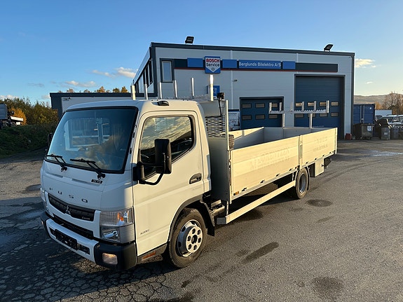 Mitsubishi FUSO CANTER