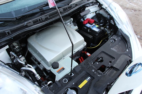 Nissan Leaf 18 of 21