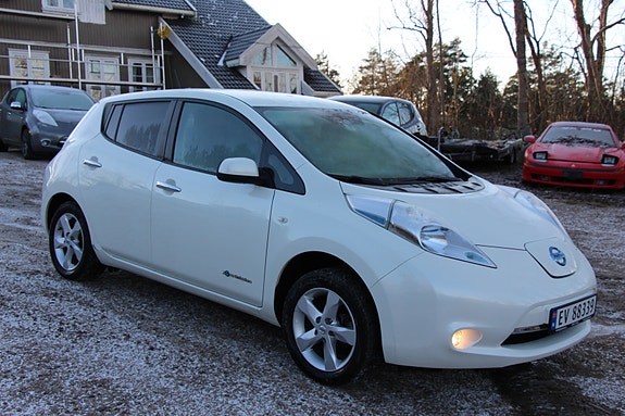 Nissan Leaf 2 of 21