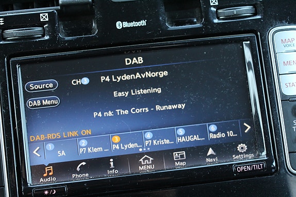 Nissan Leaf 15 of 21