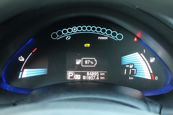 Nissan Leaf 11 of 21
