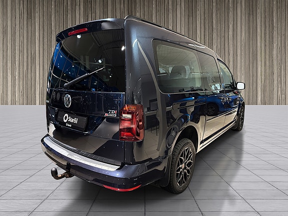 Volkswagen Caddy Maxi 8 of 11