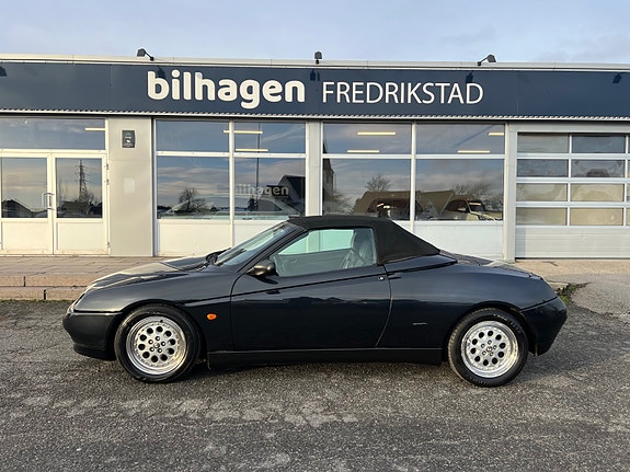 Alfa Romeo Spider 5 of 5