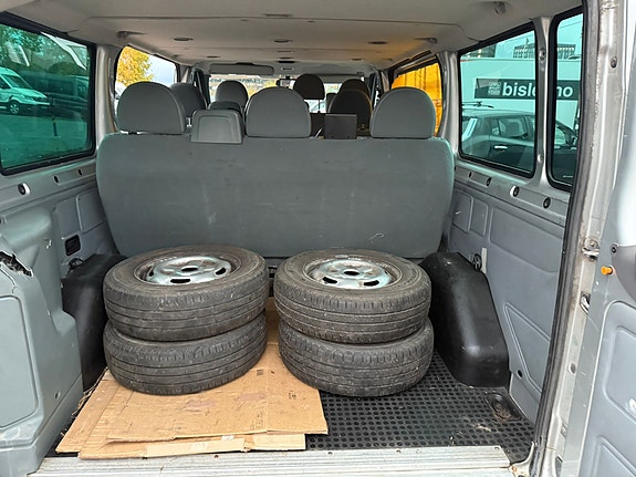 Ford Transit 11 of 17