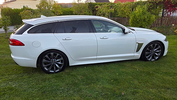 Jaguar XF 6 of 30