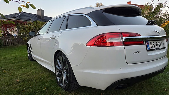 Jaguar XF 7 of 30