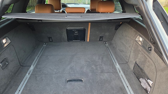 Jaguar XF 27 of 30