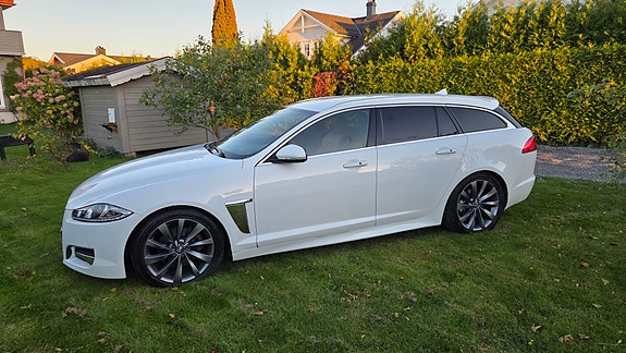 Jaguar XF 2 of 30
