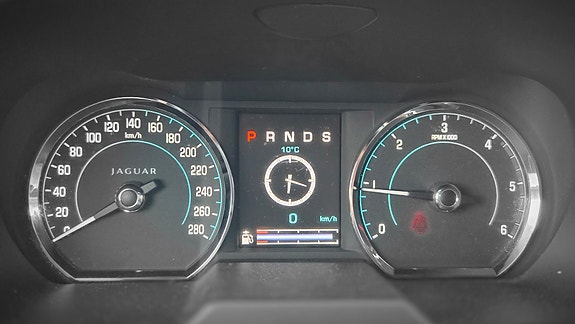 Jaguar XF 24 of 30