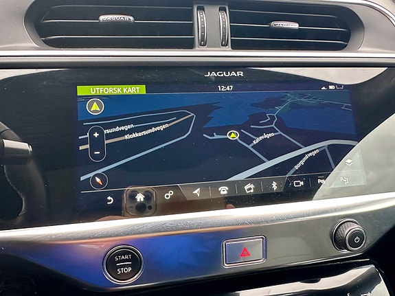 Jaguar I-PACE 10 of 23