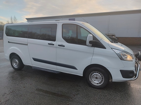 Ford Tourneo Custom 5 of 5
