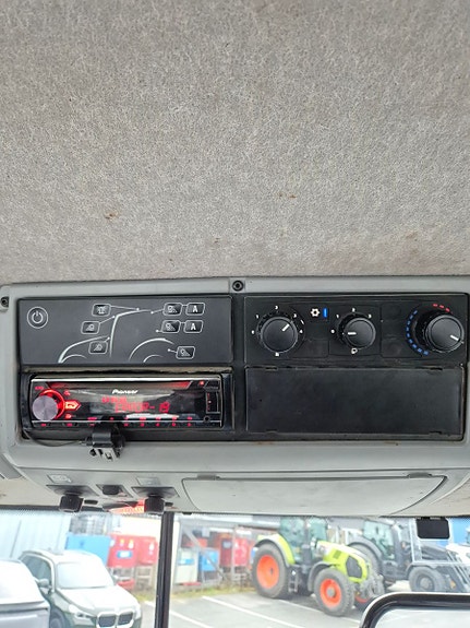 Valtra T 234 Versu 2017, kr 879 000,-