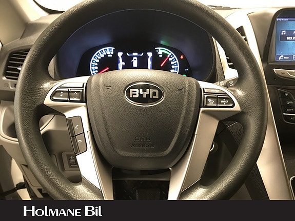 BYD T3 14 of 30