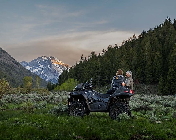 Polaris 570 X2 EPS SP Black Edition 3 of 18