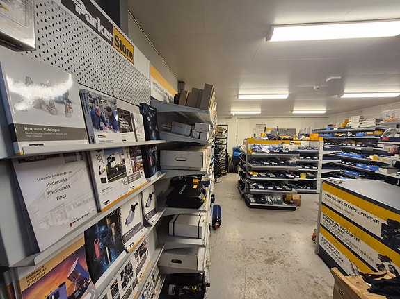 Egen butikk og slangeverksted