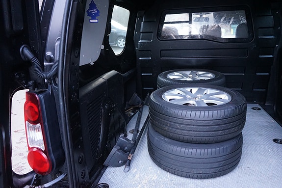 Citroen Berlingo 27 of 30