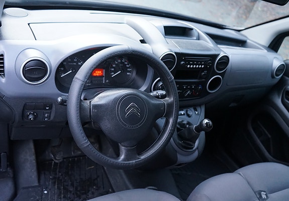 Citroen Berlingo 16 of 30