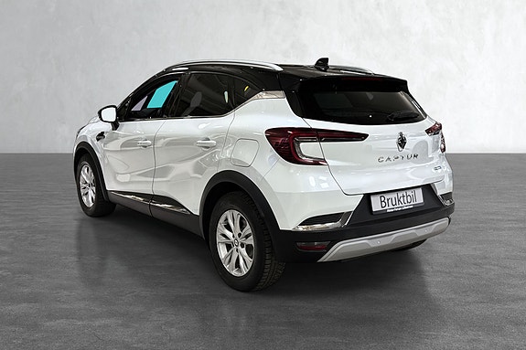 To-farget karosseri gir Captur et unikt og sporty preg.