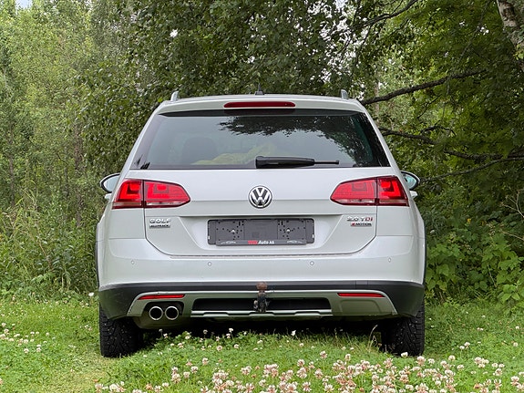 Volkswagen Golf VII 8 of 22