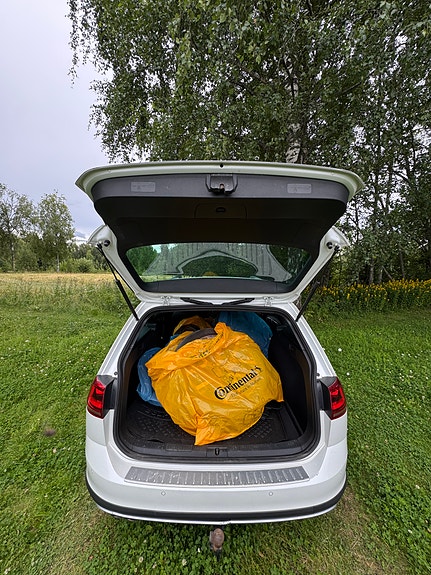 Volkswagen Golf VII 17 of 22