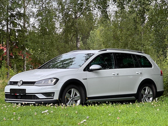Volkswagen Golf VII 6 of 22