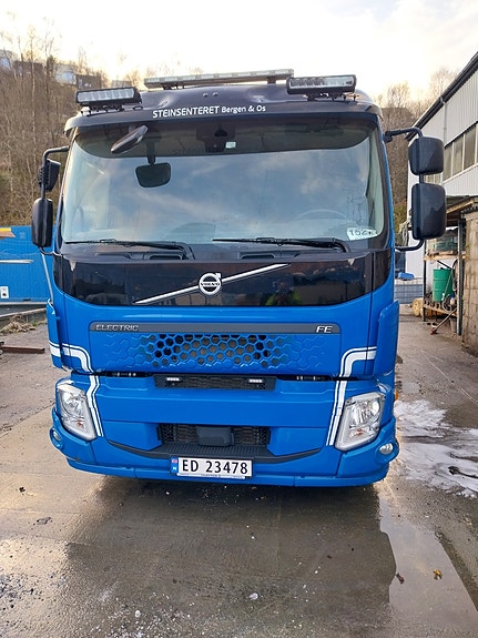 Volvo Volvo FE Electric, 2022 2 of 8