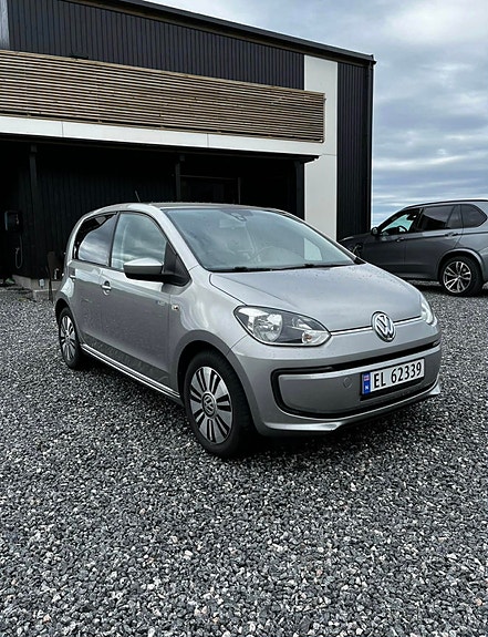 Volkswagen UP! 5 of 5
