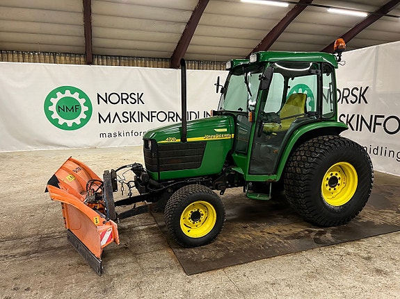 John Deere 4710 2 of 5