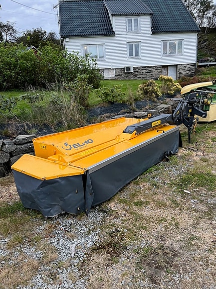 Brukt Elho NK 3300 VC trepunkt slåmaskin 8 of 8