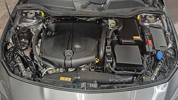 Mercedes-Benz CLA200 d 25 of 30