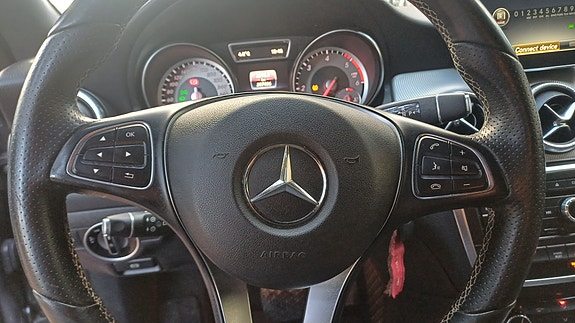 Mercedes-Benz CLA200 d 17 of 30