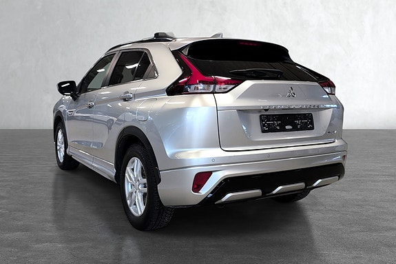 Denne fine Mitsubishi Eclipse Cross'en kan bli din for kun kr 3711,- pr mnd med 0,- i egenkapital. Løpetid 10 år.