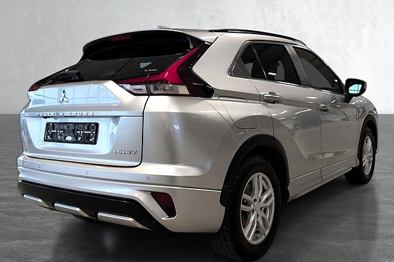 Eclipse Cross PHEV leveres med kraftig elektrisk drivlinje kombinert med bensinmotor for maksimal fleksibilitet.
