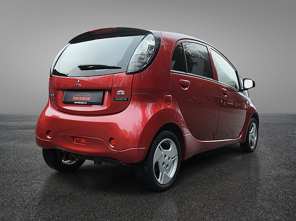 Mitsubishi i-Miev 8 of 30